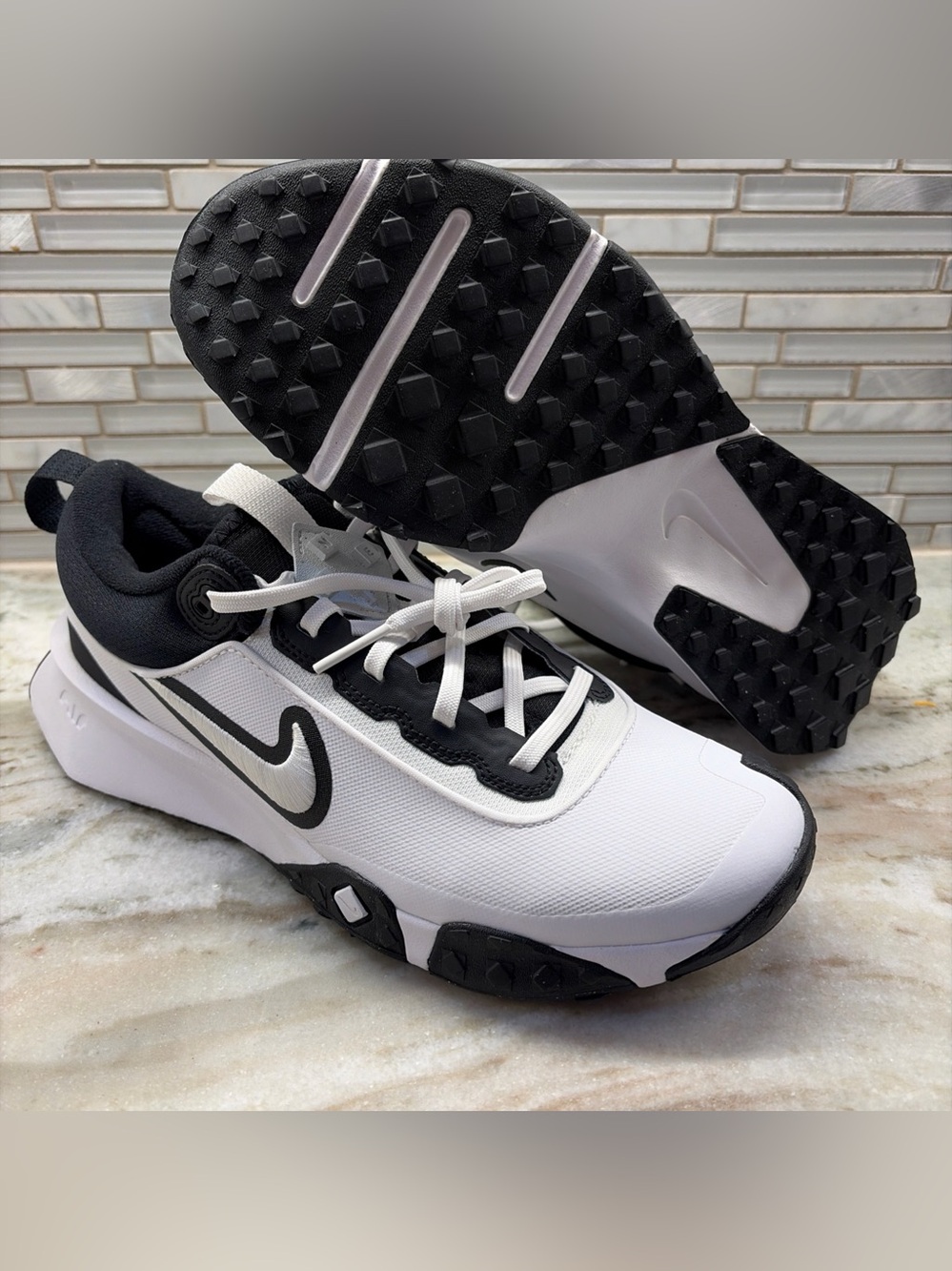 Nike Air Diamond Varsity Turf Baseball Shoes White Black Size 8.5M New